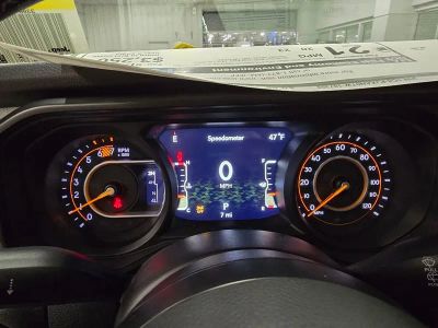 2026 Jeep Wrangler — photo 19 view