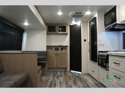 2026 Jayco Jay Flight SLX - Photo 13