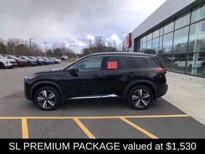 2023 Nissan Rogue SL - Photo 4
