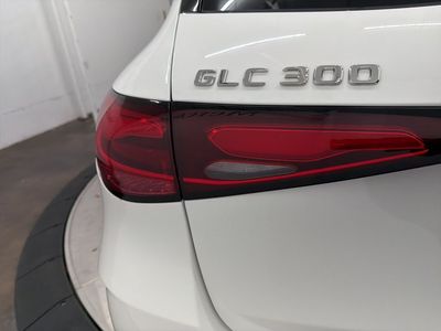 2026 Mercedes-Benz GLC — photo 11 view