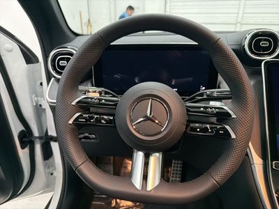 2026 Mercedes-Benz GLC — photo 15 view