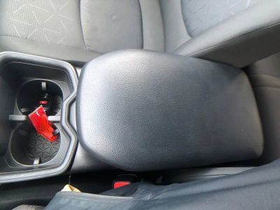 2025 Toyota RAV4 XLE - Photo 1