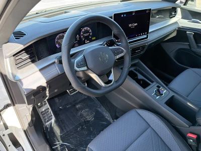 2026 Volkswagen Tiguan — photo 26 view