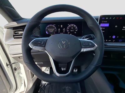 2026 Volkswagen Tiguan — photo 40 view