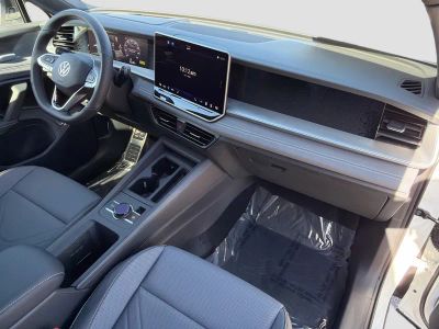 2026 Volkswagen Tiguan — photo 14 view