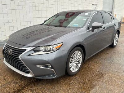2016 Lexus ES - Photo 1
