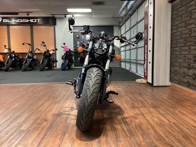 2025 Indian Motorcycle Scout Sixty Bobber Black Metallic - Photo 3