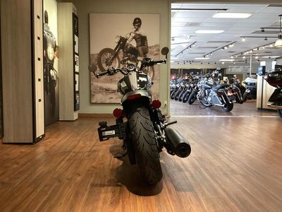 2025 Indian Motorcycle Scout Sixty Bobber Black Metallic - Photo 5