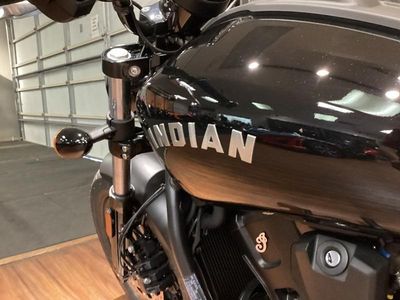 2025 Indian Motorcycle Scout Sixty Bobber Black Metallic - Photo 15