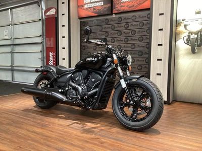 2025 Indian Motorcycle Scout Sixty Bobber Black Metallic - Photo 1