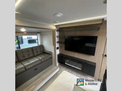 2025 Forest River RV Salem - Photo 13