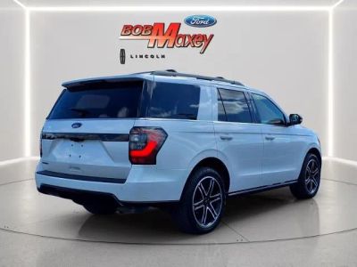 2019 Ford Expedition — interior view
