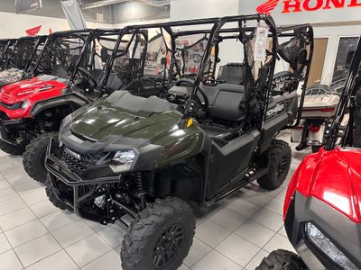 2026 Honda Pioneer 700-4 Deluxe - Photo 2