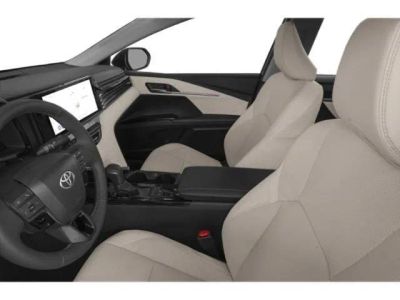 2026 Toyota Camry - Photo 8