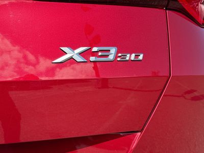 2026 BMW X3 — photo 11 view
