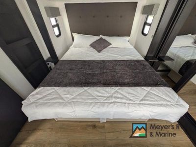 2026 Forest River RV Sabre - Photo 40