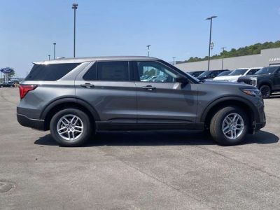 2026 Ford Explorer - Photo 2