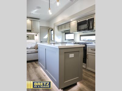 2026 Brinkley Model Z - Photo 15