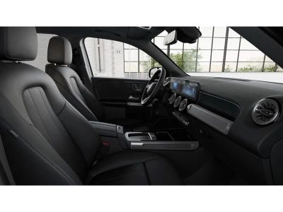 2026 Mercedes-Benz GLB - Photo 4
