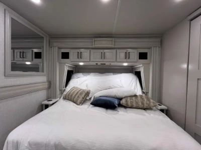 2027 Fleetwood DISCOVERY — photo 23 view