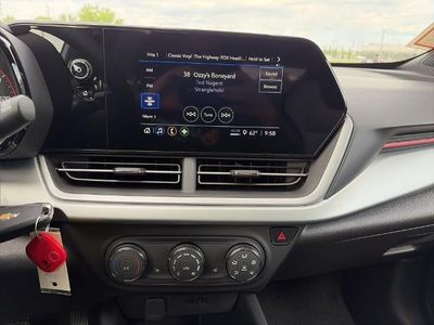 2026 Chevrolet Trax — photo 16 view