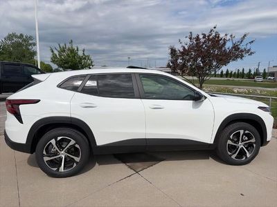 2026 Chevrolet Trax — photo 9 view