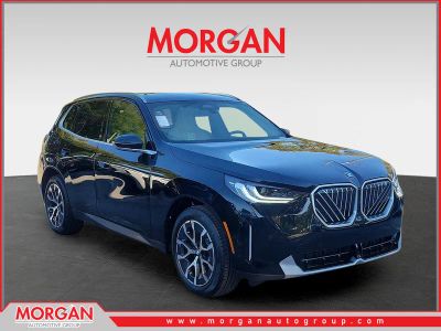 2026 BMW X3 30 xDrive in Black Sapphire Metallic — front three-quarter view
