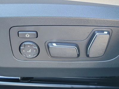 2026 BMW X3 — photo 24 view