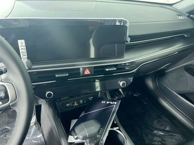 2026 Kia K5 — photo 25 view