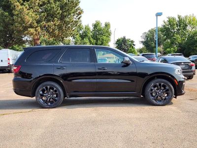 2025 Dodge Durango — side profile view