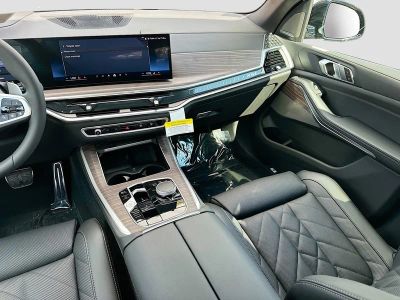 2026 BMW X5 — photo 18 view