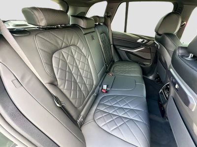 2026 BMW X5 — photo 22 view
