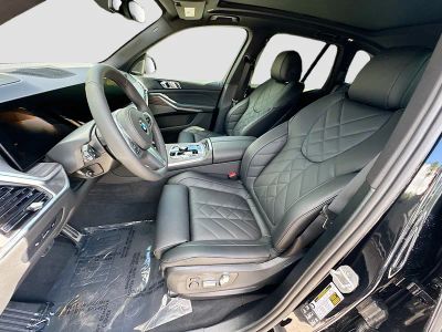 2026 BMW X5 — photo 16 view