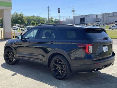 2023 Ford Explorer - Photo 5