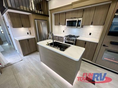 2025 Forest River RV Wildwood Grand Lodge - Photo 11