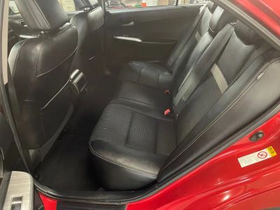 2014 Toyota Camry - Photo 14