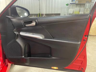 2014 Toyota Camry - Photo 21