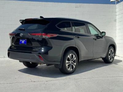 2024 Toyota Highlander - Photo 13