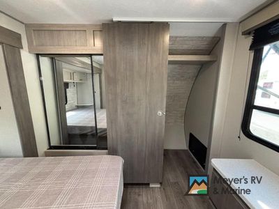 2026 Coachmen RV Catalina Legacy - Photo 35