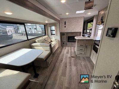 2026 Coachmen RV Catalina Legacy - Photo 32