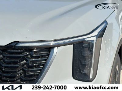 2026 Kia Sorento — photo 8 view