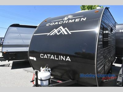 2025 Coachmen RV Catalina Summit Series 7 - Photo 2