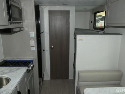 2026 Coachmen Clipper Cadet - Photo 5