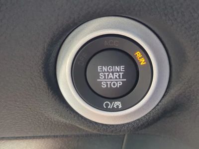 2026 Chrysler Pacifica — photo 30 view