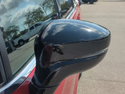 2026 Chrysler Pacifica — photo 12 view
