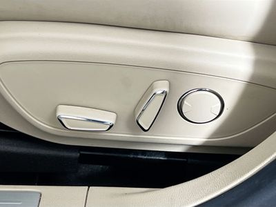 2020 Lincoln MKZ - Photo 13