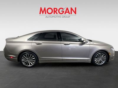 2020 Lincoln MKZ - Photo 2