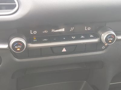 2024 Mazda CX-30 - Photo 18