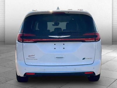 2021 Chrysler Pacifica — rear three-quarter view