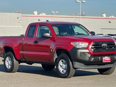 2019 Toyota Tacoma - Photo 4